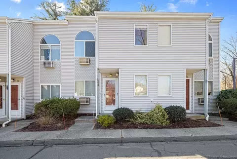 59 W Washington St #32, Bristol, CT 06010