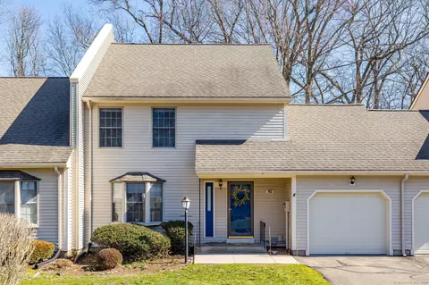82 Carriage House #82, Enfield, CT 06082