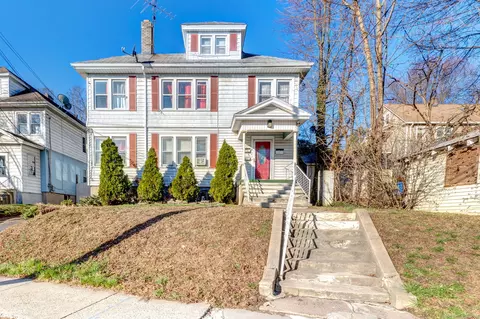 125 Newbury St, Hartford, CT 06114