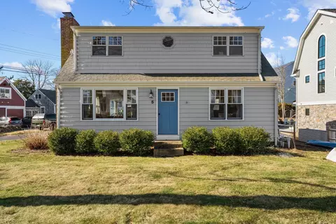 5 Cross St, Groton, CT 06340