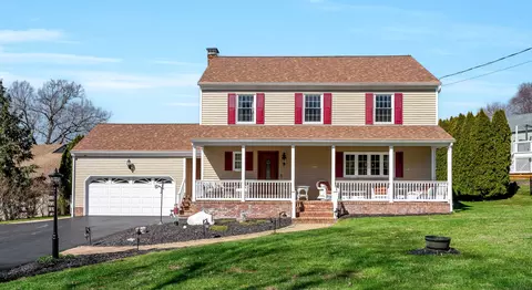1217 Yale Ave, Wallingford, CT 06492