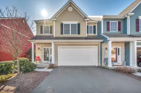 61 Bridlewood Ln, Vernon, CT 06066