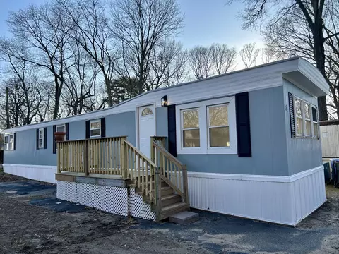 268 Flanders Rd #18, Mystic, CT 06355