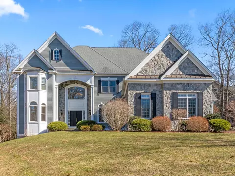 74 Westland Rd, Avon, CT 06001