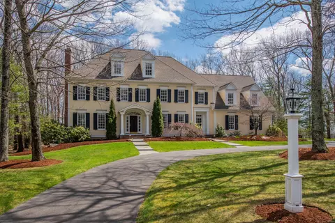 176 Northington Dr, Avon, CT 06001