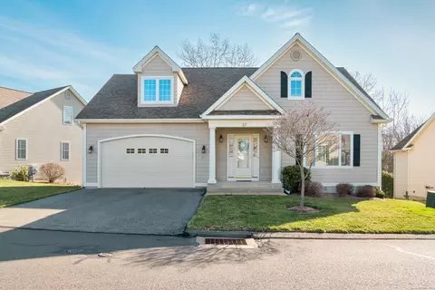 57 Denyelle Dr #57, Rocky Hill, CT 06067
