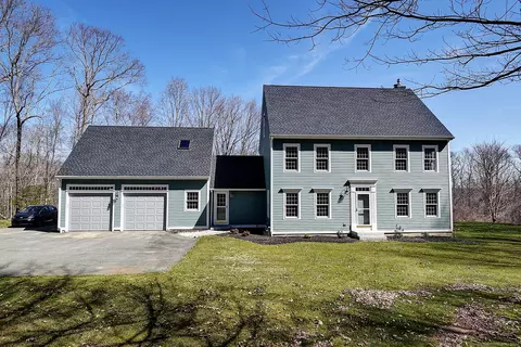 11 Bull Hill Rd, Colchester, CT 06415