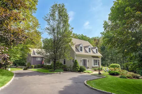 22 Oak Knoll Rd, Ridgefield, CT 06877