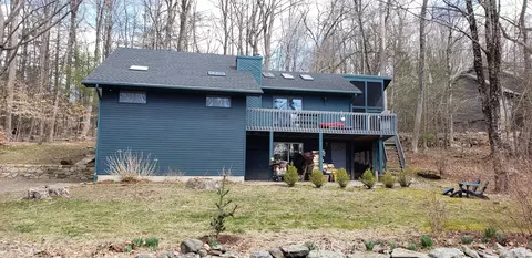 111 E Hyerdale Dr, Goshen, CT 06756