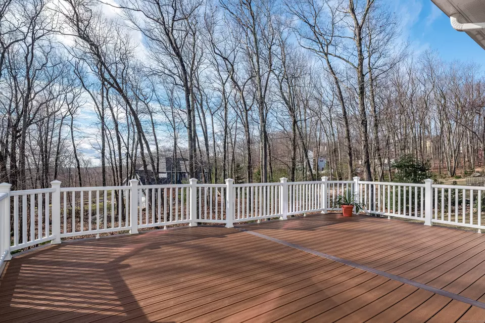 9 Weatherstone, Avon, CT 06001 36 Photos Movoto