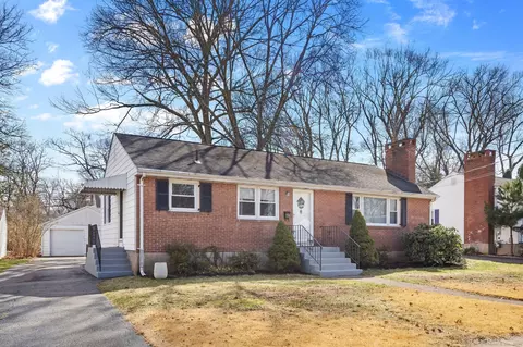 158 Tanner St, Manchester, CT 06042