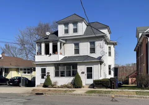 580 High St, Middletown, CT 06457