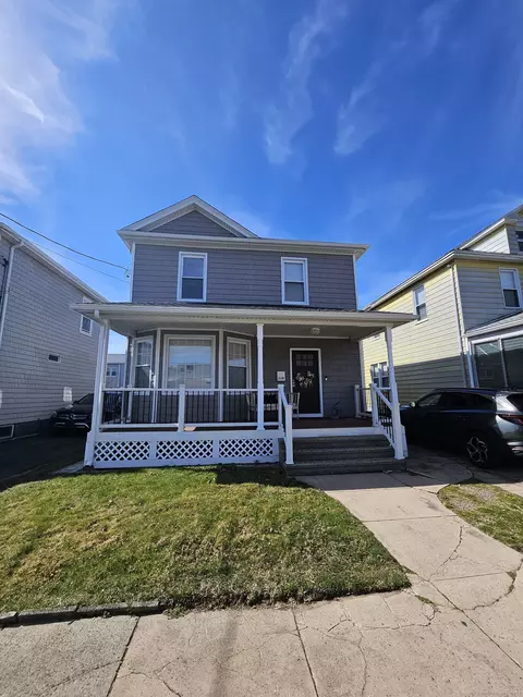 110 Peck Ave, West Haven, CT 06516
