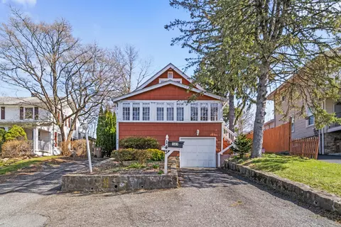 143 Highview Ave, Stamford, CT 06907