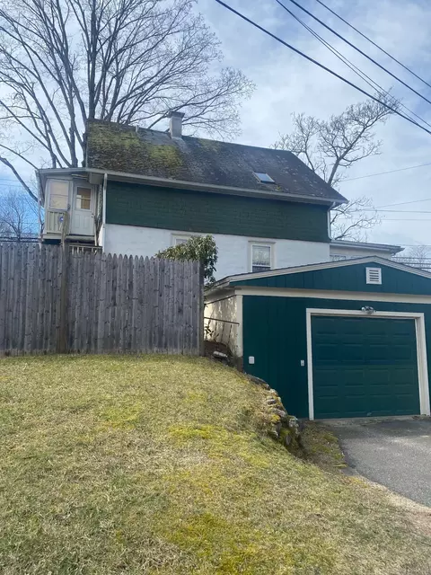 414 Windham Rd, Windham, CT 06226