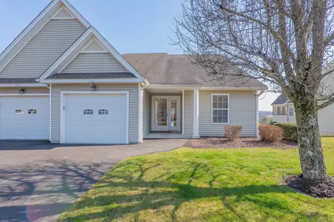 103 Haley Ln, Sandy Hook, CT 06482