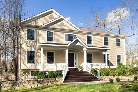 36 Cardinal Rd, Weston, CT 06883