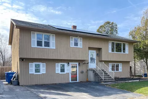 635 Lakeside Blvd W, Waterbury, CT 06708