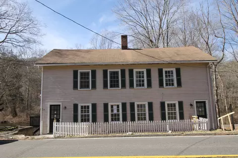 274 Lyons Plain Rd, Weston, CT 06883