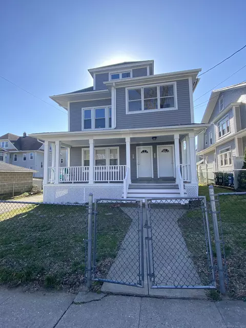 331 Gurdon St, Bridgeport, CT 06606