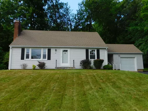 141 Torrington Ave, Canton, CT 06019