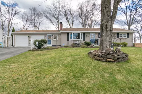23 Standish St, Enfield, CT 06082