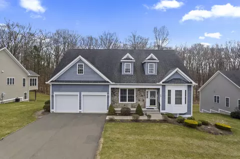90 Apple Gate #89, Southington, CT 06489