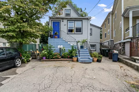 37 Harold Ave, Greenwich, CT 06830