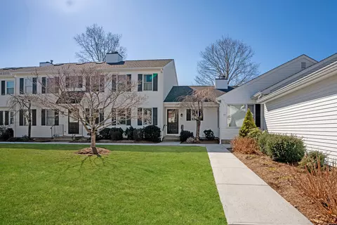 319 Thomaston Rd #73, Watertown, CT 06795