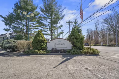 7 Southwick Ct N #7, Milford, CT 06461