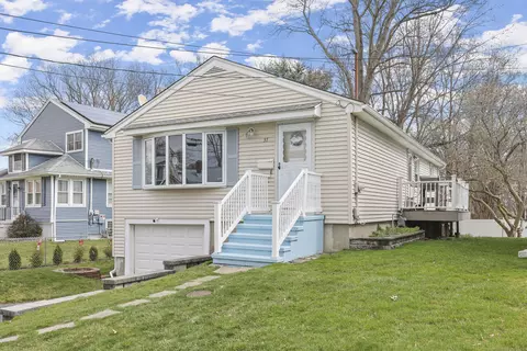 37 Van St, Stratford, CT 06614