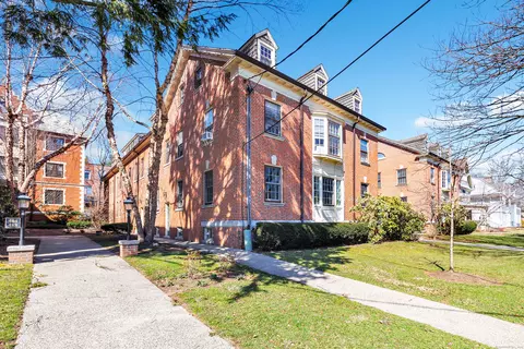 492 Whitney Ave #3A, New Haven, CT 06511
