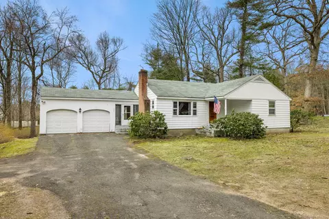 139 Forest Ln, Glastonbury, CT 06033