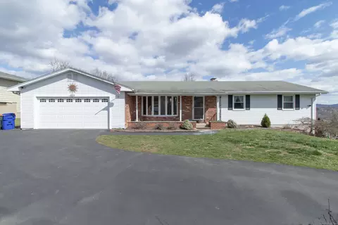 523 Main St, Meriden, CT 06451