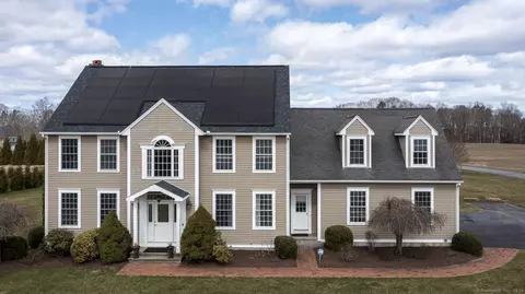 199 Old Maids Ln, Glastonbury, CT 06073