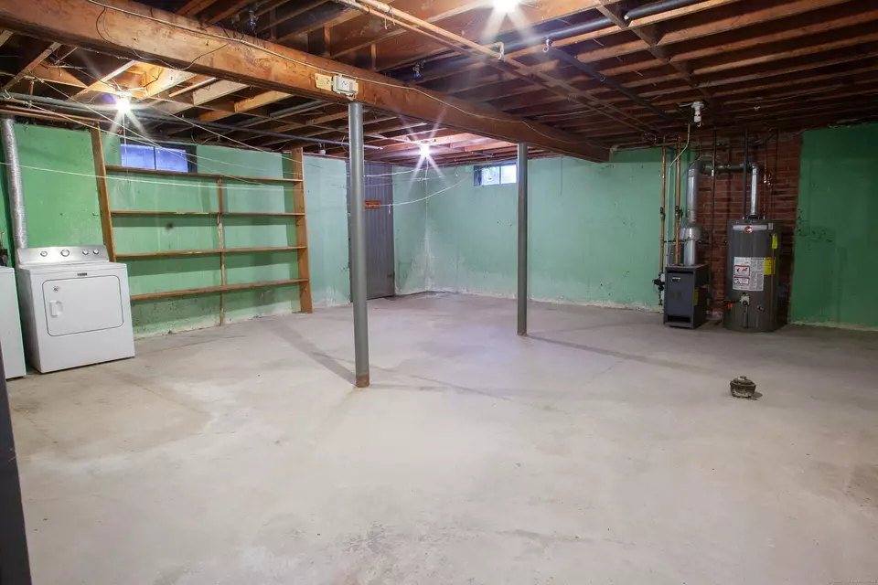 18 Overbrook Rd, West Hartford, CT 06107 36 Photos Movoto