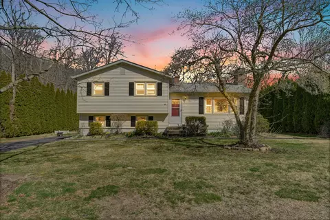 79 Pastors Walk, Monroe, CT 06468