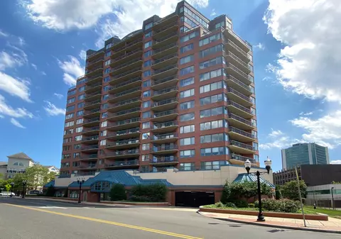 25 Forest St # 12J, Stamford, CT 06901