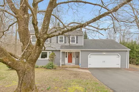 268 Scott Dr, Manchester, CT 06042