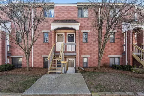 125 Olive St #D7, New Haven, CT 06511