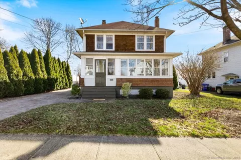 14 Bryan Rd, Branford, CT 06405