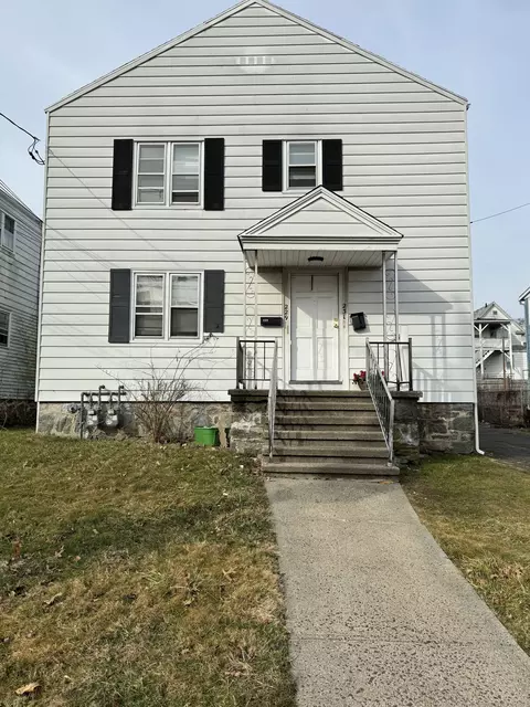 229 Horace St, Bridgeport, CT 06610