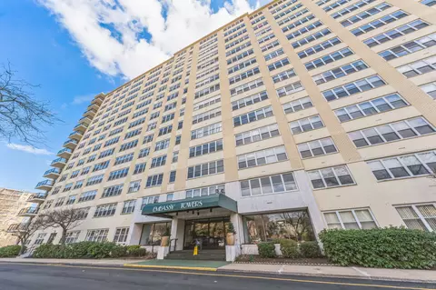 2625 Park Ave #7M, Bridgeport, CT 06604