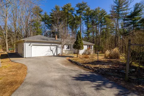 20 Kenneth Dr, Killingly, CT 06241