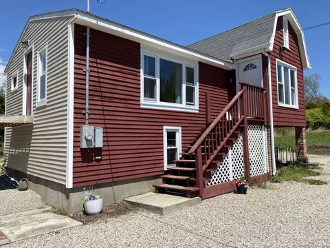 6 Pepperbox Rd, Waterford, CT 06385