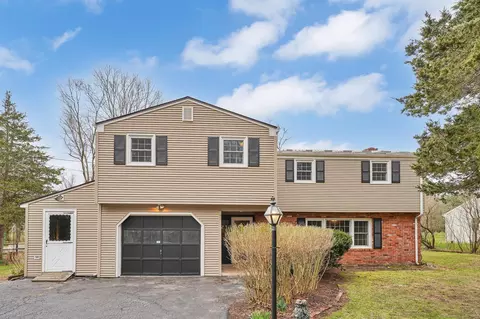 41 Copper Mine Rd, Farmington, CT 06032