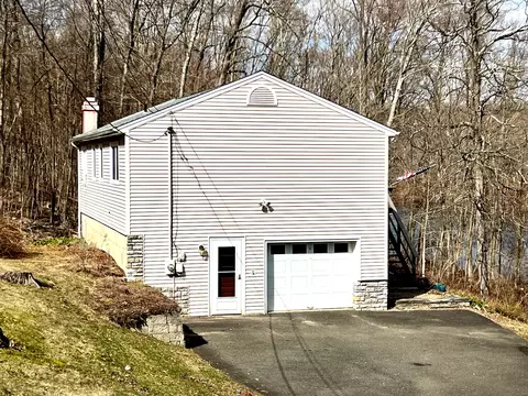 50 Hillandale Rd, Danbury, CT 06811