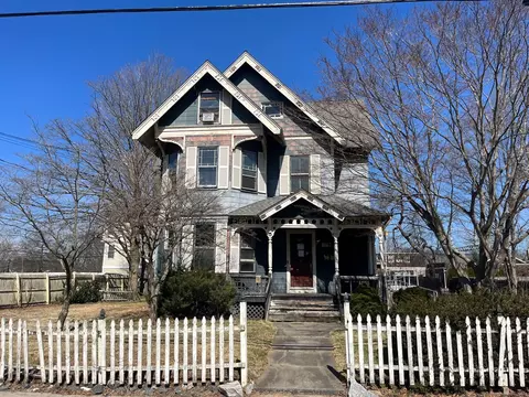 142 New Haven Ave, Milford, CT 06460