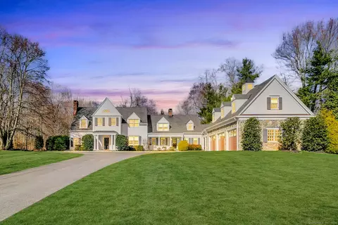 609 Hollow Tree Ridge Rd, Darien, CT 06820