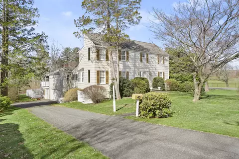 43 E Ridge Rd, Ridgefield, CT 06877